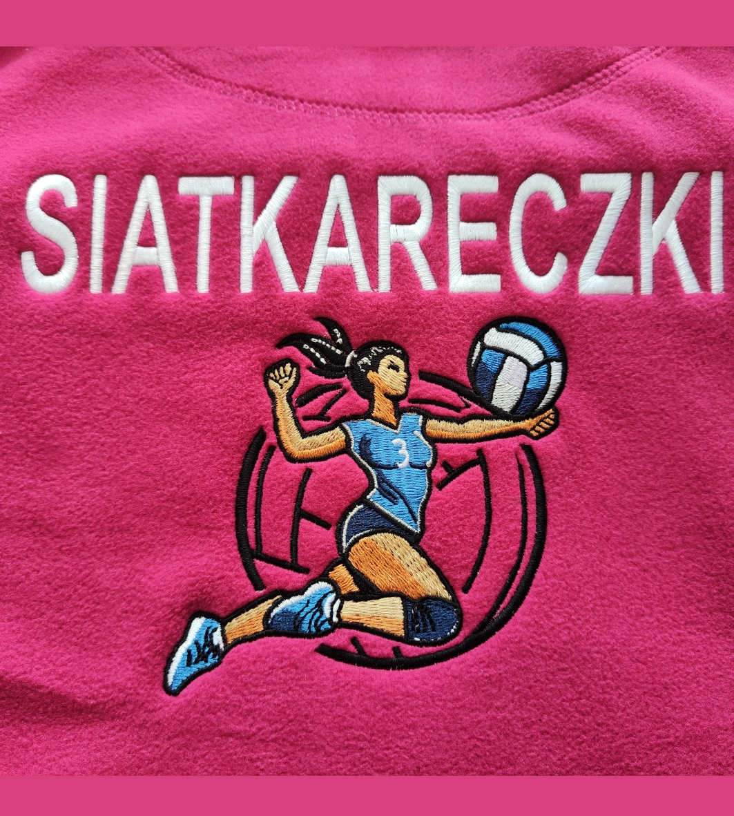 Haft logo na odzieży